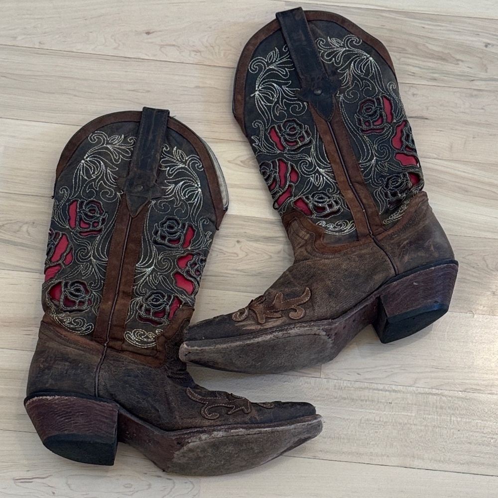 Dusty Rocker Cowboy Western Boho brown leather boots-Rose Design Cut Out-Read